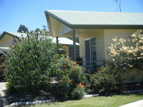 Pepper Tree Cabins - Great Ocean Road Tourism 0