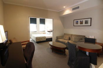 Quality Hotel Batman's Hill On Collins - Great Ocean Road Tourism 10