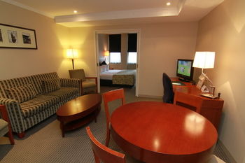 Quality Hotel Batman's Hill On Collins - Great Ocean Road Tourism 14