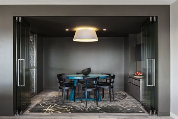 PARKROYAL Darling Harbour, Sydney - Great Ocean Road Tourism 4