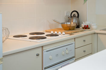 Adara Hotels Apartments - Great Ocean Road Tourism 4