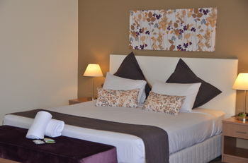 Country Comfort Hunts Liverpool - Great Ocean Road Tourism 1