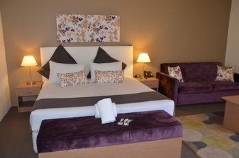 Country Comfort Hunts Liverpool - Great Ocean Road Tourism 2