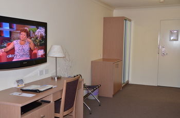 Country Comfort Hunts Liverpool - Great Ocean Road Tourism 5