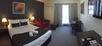 Country Comfort Hunts Liverpool - Great Ocean Road Tourism 16