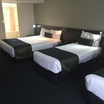 Country Comfort Hunts Liverpool - Great Ocean Road Tourism 63