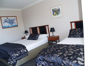 Pigeon House Motor Inn - Great Ocean Road Tourism 14