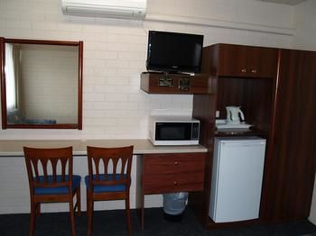 Pigeon House Motor Inn - Great Ocean Road Tourism 34