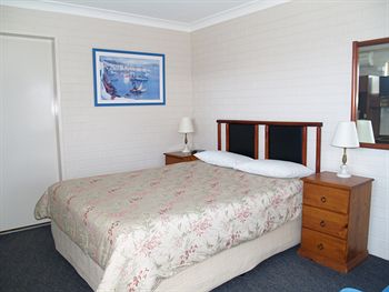 Pigeon House Motor Inn - Great Ocean Road Tourism 0