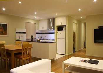 Best Western Plus Buckingham International - Great Ocean Road Tourism 3