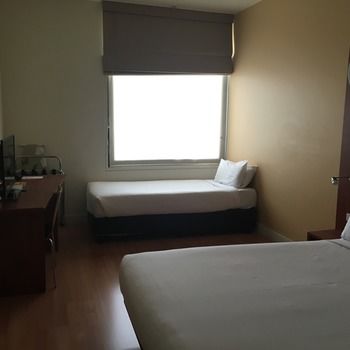 Ramada Encore Dandenong - Great Ocean Road Tourism 13