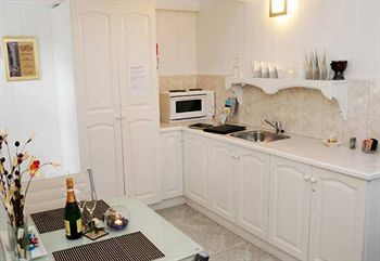 Annie Roe's Luxury Bed & Breakfast - Great Ocean Road Tourism 3