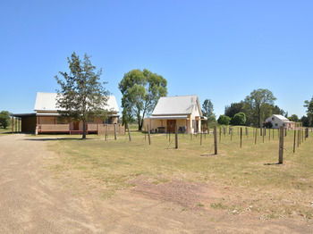 Madigan Wine Country Cottages - Great Ocean Road Tourism 27