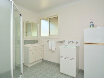 Madigan Wine Country Cottages - Great Ocean Road Tourism 31