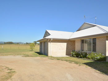 Madigan Wine Country Cottages - Great Ocean Road Tourism 35