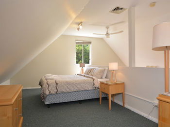 Madigan Wine Country Cottages - Great Ocean Road Tourism 46