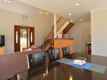 Madigan Wine Country Cottages - Great Ocean Road Tourism 57
