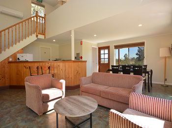 Madigan Wine Country Cottages - Great Ocean Road Tourism 60
