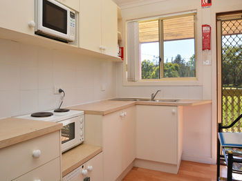 Madigan Wine Country Cottages - Great Ocean Road Tourism 73