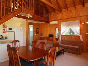 Madigan Wine Country Cottages - Great Ocean Road Tourism 81