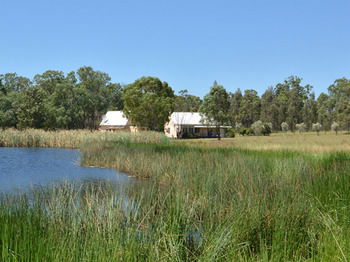Madigan Wine Country Cottages - Great Ocean Road Tourism 89