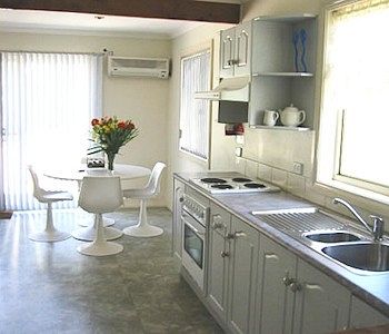 Madigan Wine Country Cottages - Great Ocean Road Tourism 7
