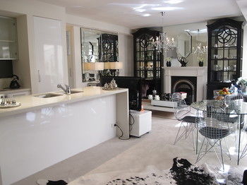 Andre's Mews Luxury Serviced Apartments - Great Ocean Road Tourism 11