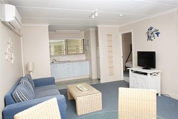 Maroochy River Resort & Bungalows - Great Ocean Road Tourism 13