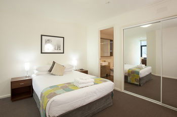 Melbourne Short Stay Apartments On Whiteman - Great Ocean Road Tourism 3