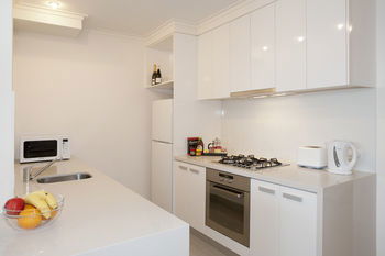 Melbourne Short Stay Apartments On Whiteman - Great Ocean Road Tourism 5