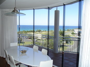 Beachside Resort - Kawana Waters - Great Ocean Road Tourism 2
