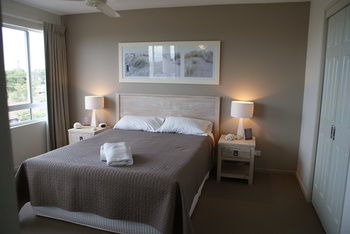 Beachside Resort - Kawana Waters - Great Ocean Road Tourism 9