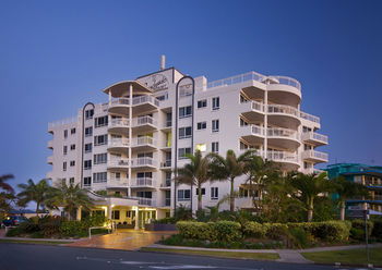 Beachside Resort - Kawana Waters - Great Ocean Road Tourism 25