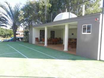 Beachside Resort - Kawana Waters - Great Ocean Road Tourism 34