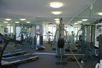 Beachside Resort - Kawana Waters - Great Ocean Road Tourism 45