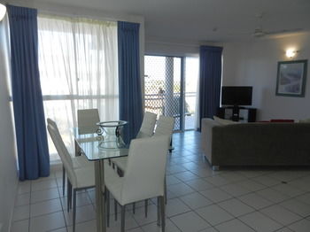 Beachside Resort - Kawana Waters - Great Ocean Road Tourism 48