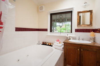 Adeline Bed And Breakfast - Great Ocean Road Tourism 29
