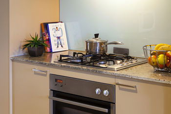 Apartments @ Glen Waverley - Great Ocean Road Tourism 24