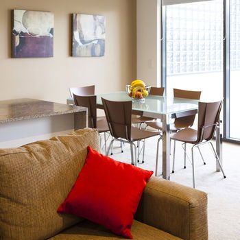 Apartments @ Glen Waverley - Great Ocean Road Tourism 32