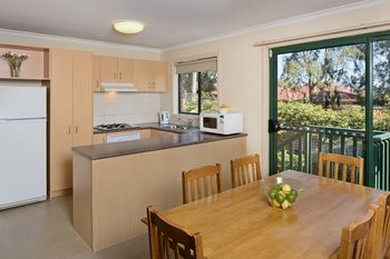 Apartments @ Mt Waverley - Great Ocean Road Tourism 3