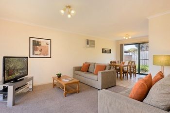 Apartments @ Mt Waverley - Great Ocean Road Tourism 15