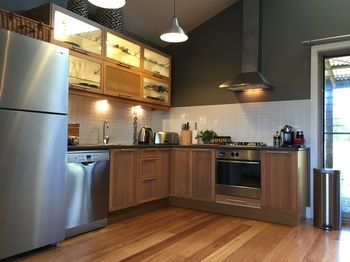 Lilies Luxury Retreats - Great Ocean Road Tourism 18