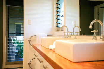 Lilies Luxury Retreats - Great Ocean Road Tourism 28