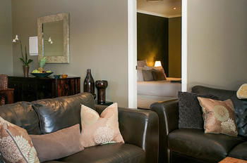 Lilies Luxury Retreats - Great Ocean Road Tourism 42
