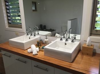 Lilies Luxury Retreats - Great Ocean Road Tourism 47