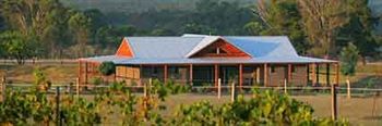 Lilies Luxury Retreats - Great Ocean Road Tourism 4