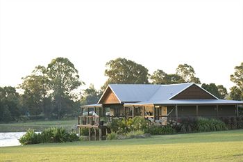 Lilies Luxury Retreats - Great Ocean Road Tourism 8
