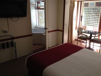 The 3 Explorers Motel - Great Ocean Road Tourism 17