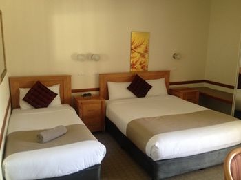 The 3 Explorers Motel - Great Ocean Road Tourism 27