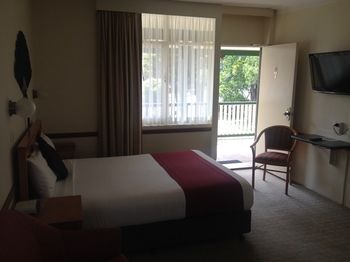 The 3 Explorers Motel - Great Ocean Road Tourism 28